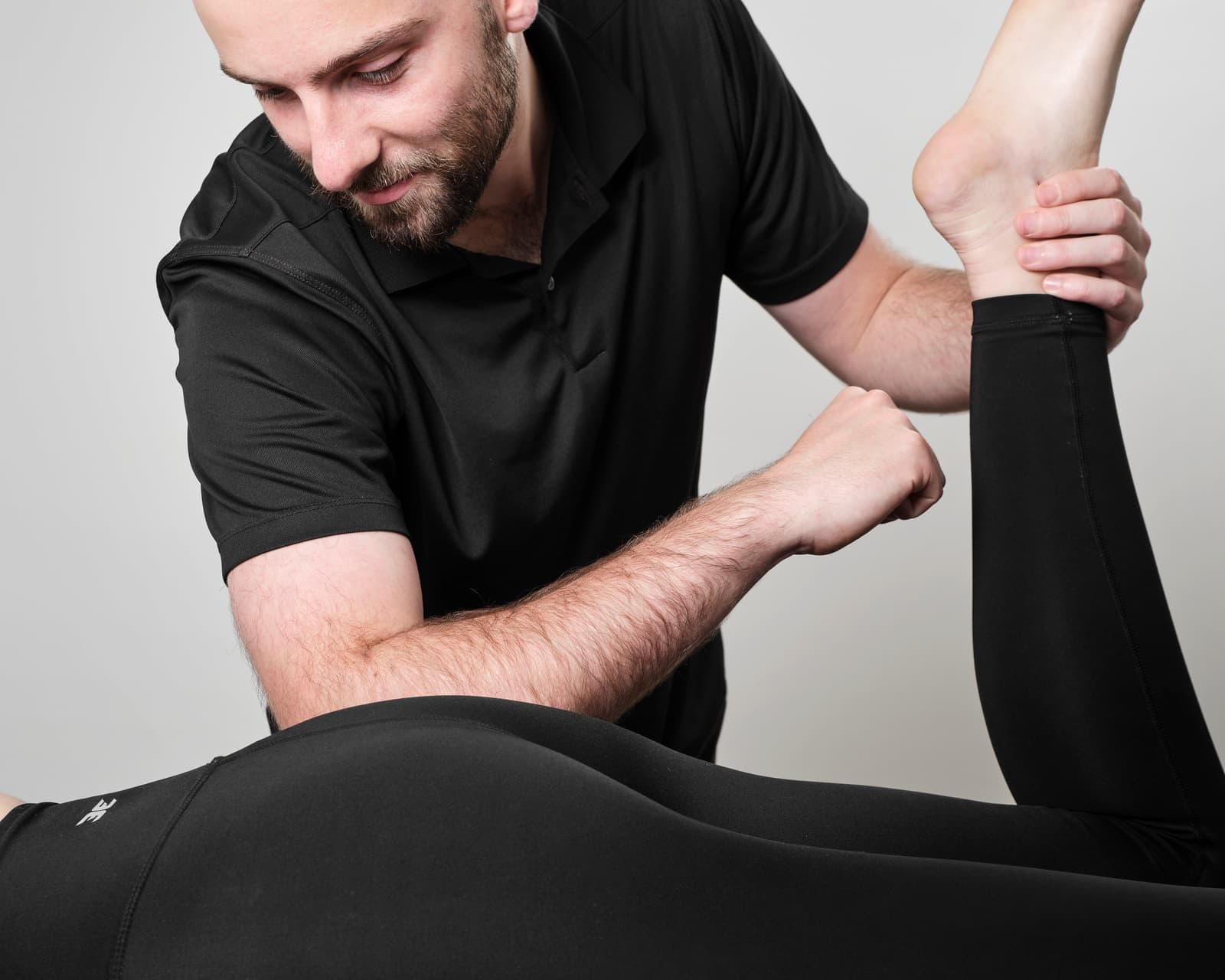 Osteopathic treatment for hip pain at Matrix Health & Performance